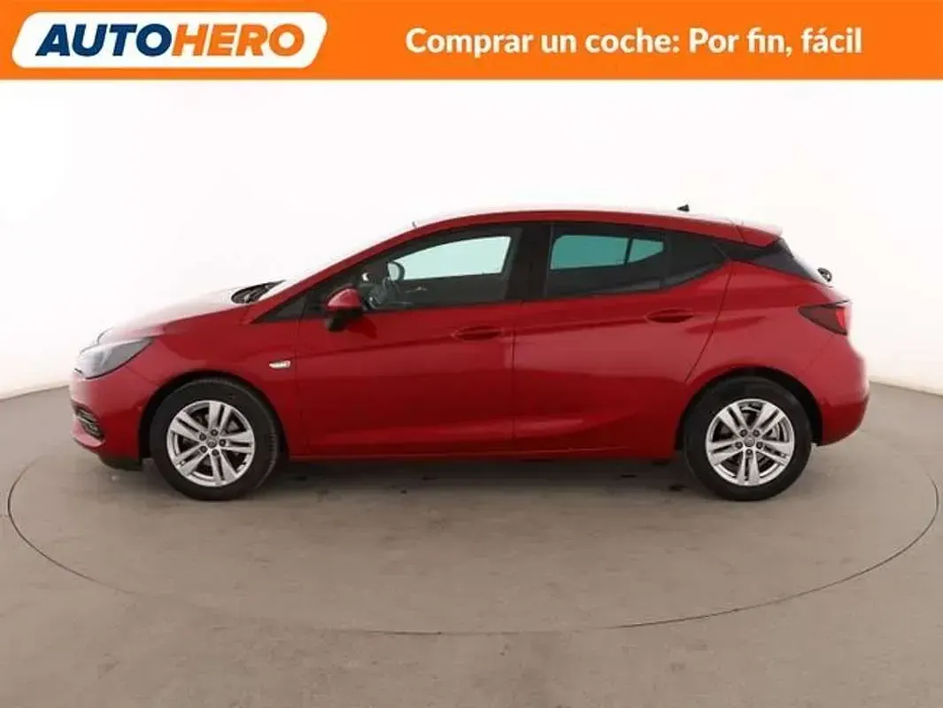 Usado Opel Astra GS Line 110 CV (80 kW) 2020 Rojo Berlina