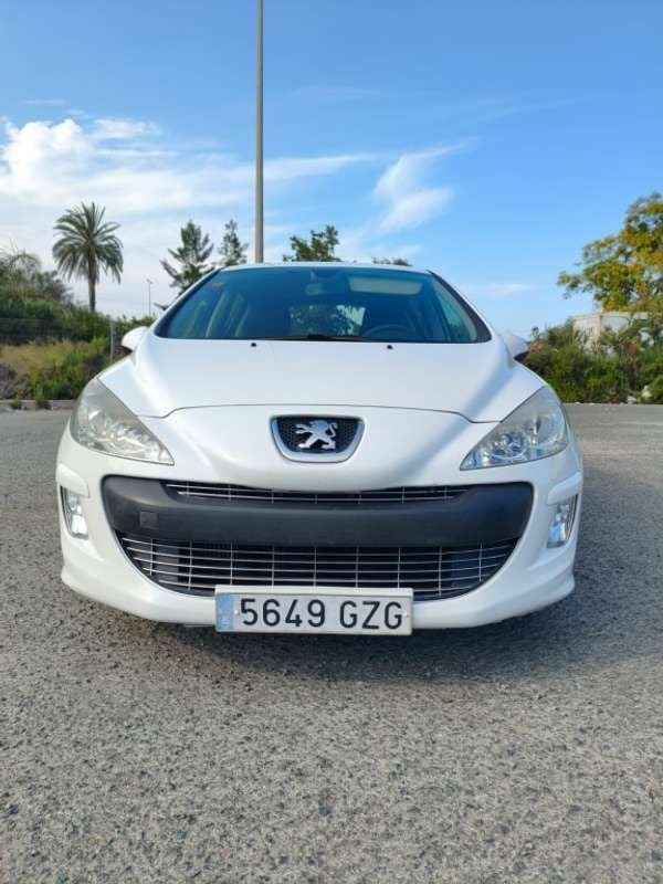 Usado 2010 Peugeot 308 Business-Line Utilitario | 3999 € (Precio justo) - Imagen 1/4