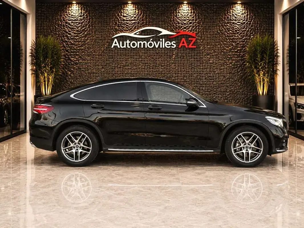 Usado Mercedes GLC250 204 CV (150 kW) 2019 Negro SUV