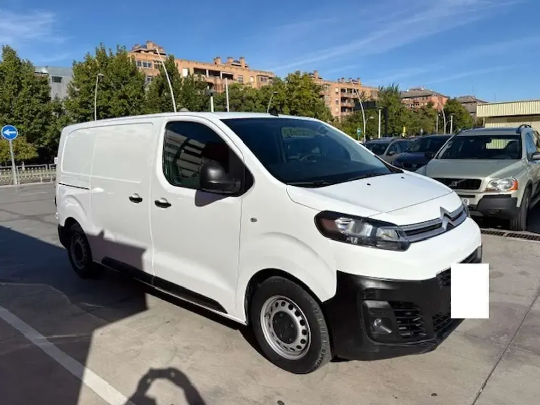 Usado Citroën Jumpy 120 CV (88 kW) 2021 Blanco Monovolumen