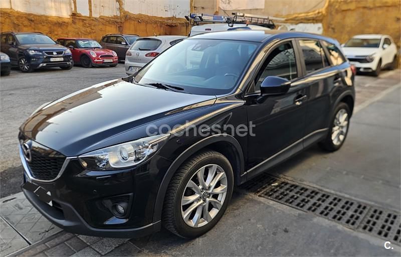 Usado Mazda CX-5 Luxury 175 HP (128 kW) 2014 Preto SUV