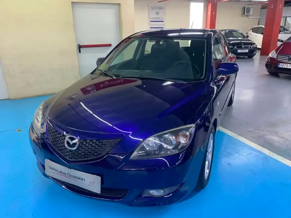 Usado Mazda 3 Active 105 CV (77 kW) 2004 Azul Utilitario