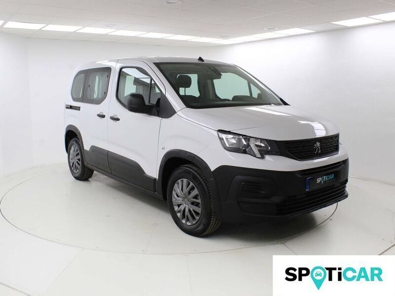 Usado Peugeot e-Rifter Active 100 kW (136 CV) 2023 Blanco Monovolumen