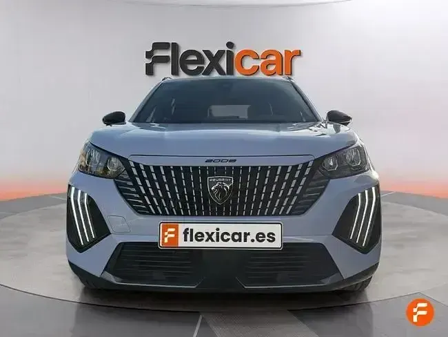 Usado Peugeot 2008 Allure 100 CV (73 kW) 2024 Blanco SUV