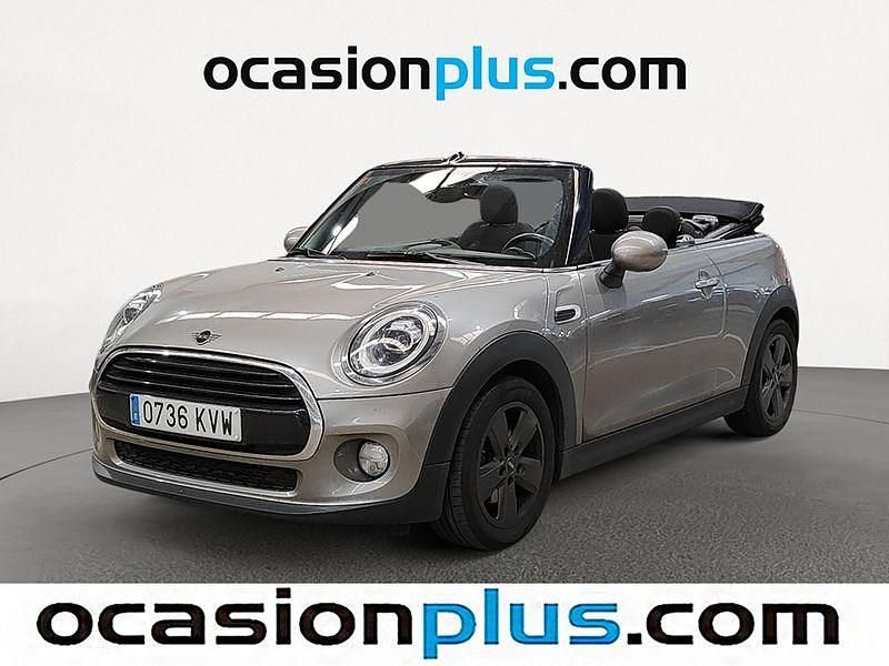 Usado Mini Cooper D Cabriolet 116 CV (85 kW) 2019 Gris plata Descapotable