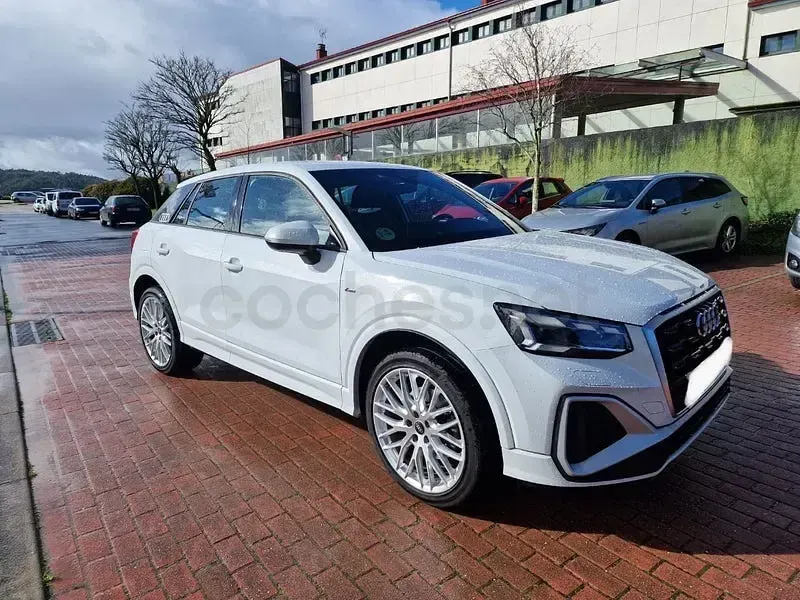 Usado Audi Q2 S-Line 150 CV (110 kW) 2023 Blanco SUV