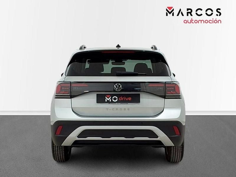 Usado VW T-Cross Life 116 CV (85 kW) 2024 Gris SUV