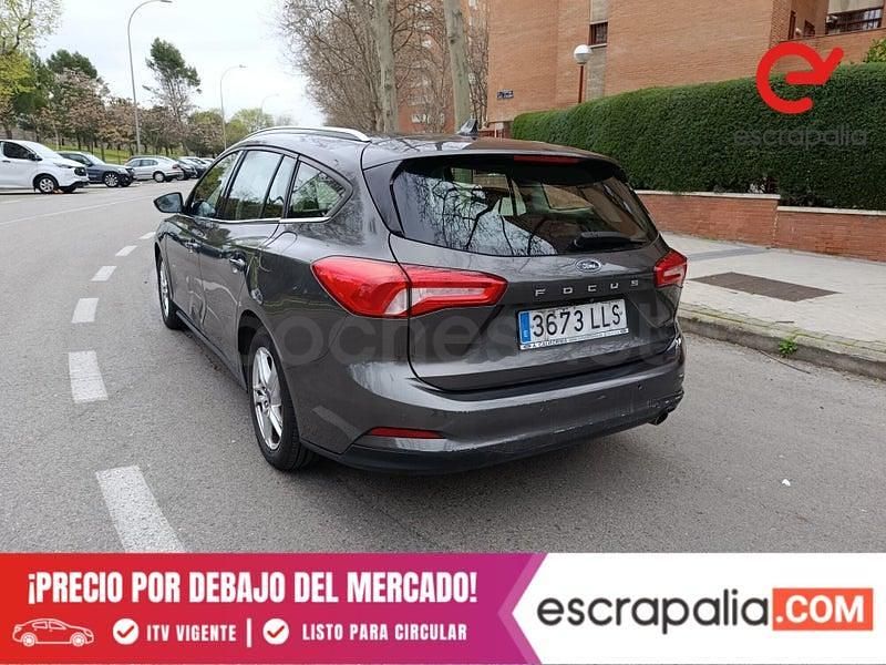Usado Ford Focus Active 125 CV (91 kW) 2020 Negro Familiar