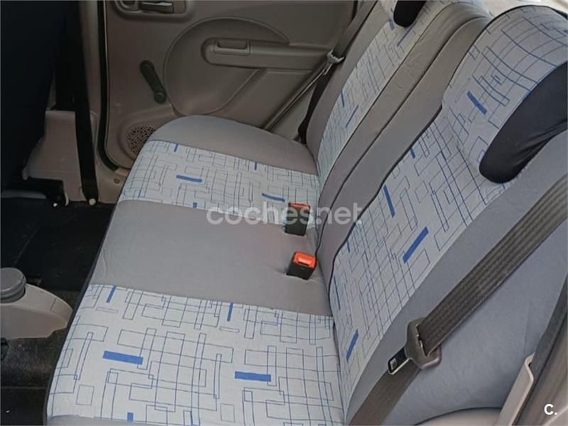 Usado Fiat Panda Dynamic 60 CV (44 kW) 2006 Gris / plata Utilitario