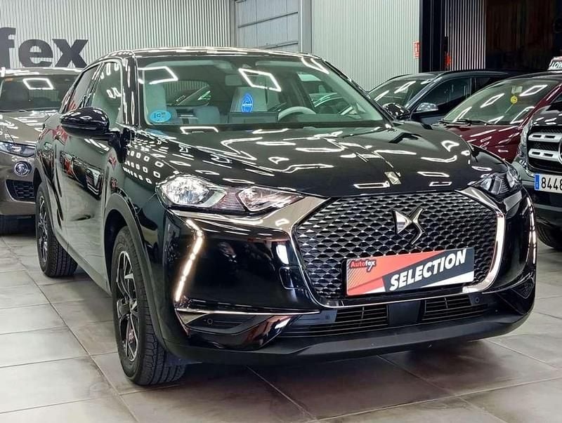 Usado DS Automobiles DS3 Crossback Chic 131 CV (96 kW) 2021 Negro SUV
