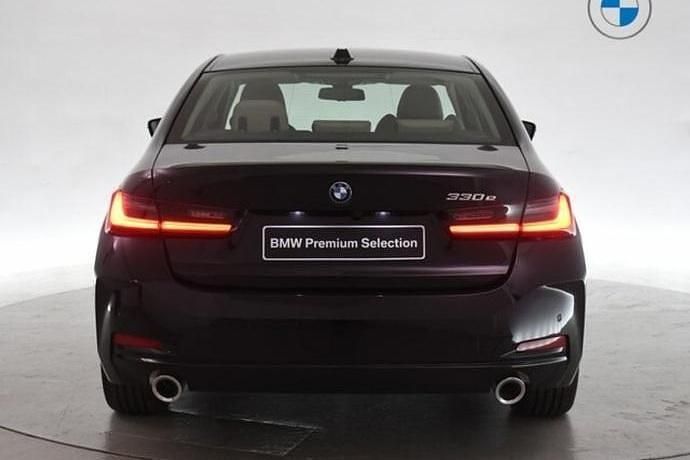 Nuevo BMW 330e Comfort Edition 292 CV (214 kW) 2025 Berlina