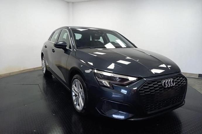 Usado Audi A3 Business 204 CV (150 kW) 2021 Gris Berlina