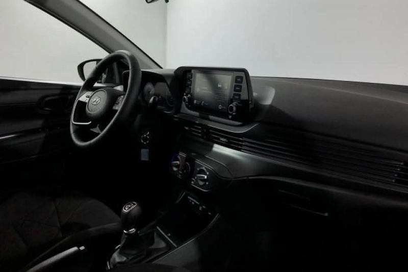 Nuevo Hyundai Bayon 100 CV (73 kW) 2025 Granate SUV