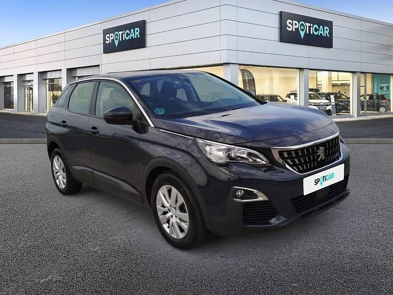 Usado Peugeot 3008 Active 131 CV (96 kW) 2019 Gris SUV