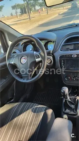 Usado Fiat Punto Evo Dynamic 90 CV (66 kW) 2011 Negro Utilitario