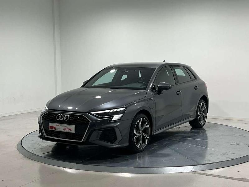 Usado 2024 Audi A3 Ambiente Berlina | 33.990 € (Super precio) - Imagen 1/4