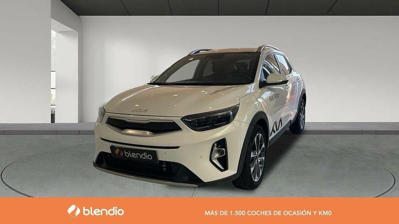 Blanco Usado 2024 Kia Stonic Style SUV | 24.990 € (Caro) - Imagen 1/4