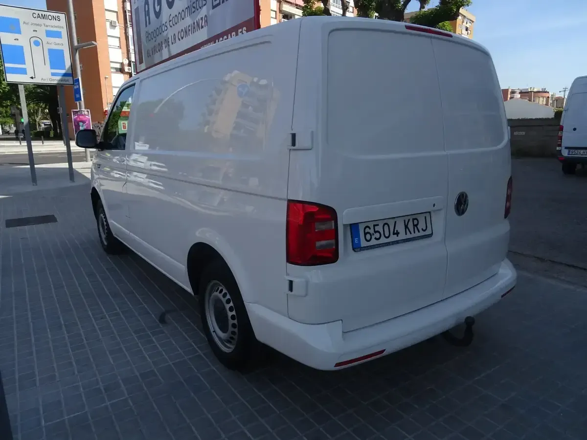 Usado VW Transporter 102 CV (75 kW) 2018 Blanco Van
