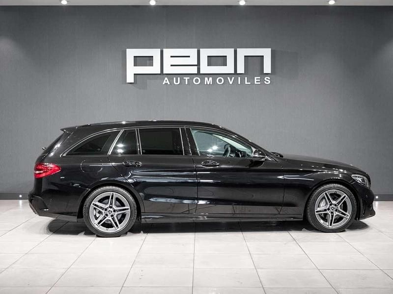 Usado Mercedes C220 194 CV (142 kW) 2018 Negro Familiar