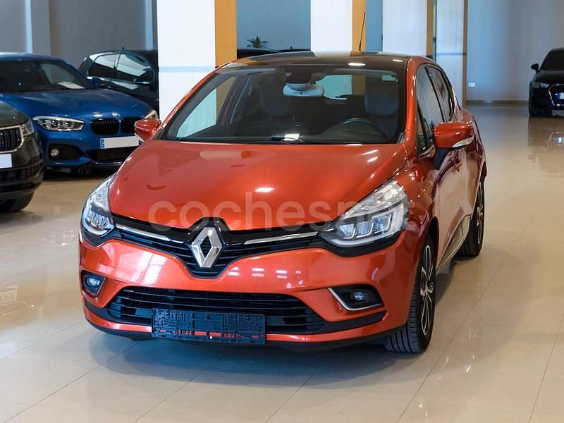 Usado Renault Clio IV LIMITED 90 CV (66 kW) 2019 Rojo Berlina
