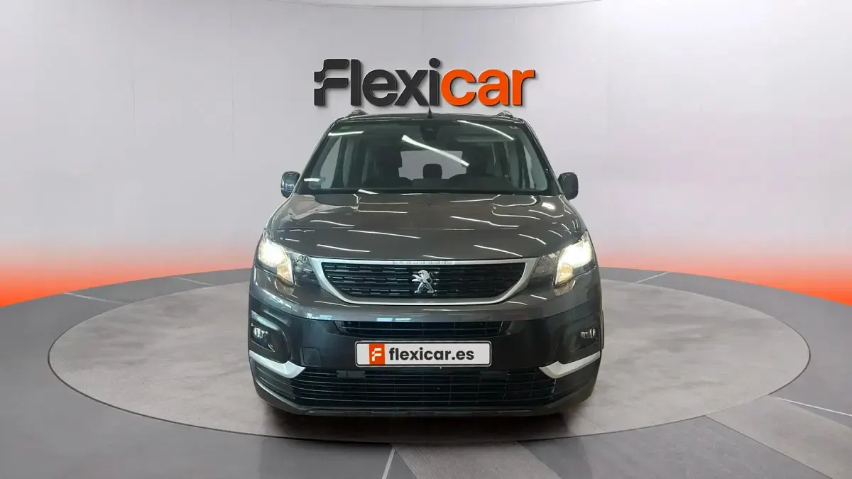 Usado Peugeot Rifter Allure 110 CV (80 kW) 2020 Gris Monovolumen