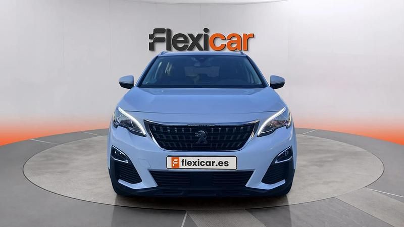 Usado Peugeot 5008 Allure 131 CV (96 kW) 2020 Blanco SUV