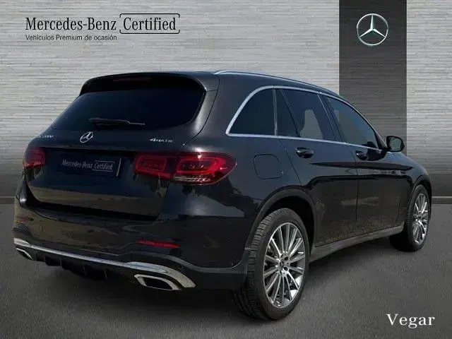 Usado Mercedes GLC220 194 CV (142 kW) 2022 Gris grafito SUV