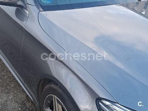 Usado Mercedes C200 184 CV (135 kW) 2020 Gris / plata Berlina