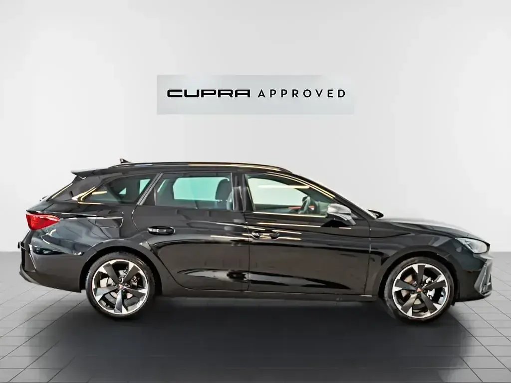 Usado Cupra Leon 150 CV (110 kW) 2024 Negro Familiar