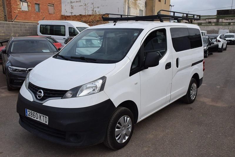 Usado Nissan NV200 90 CV (66 kW) 2019 Blanco Monovolumen