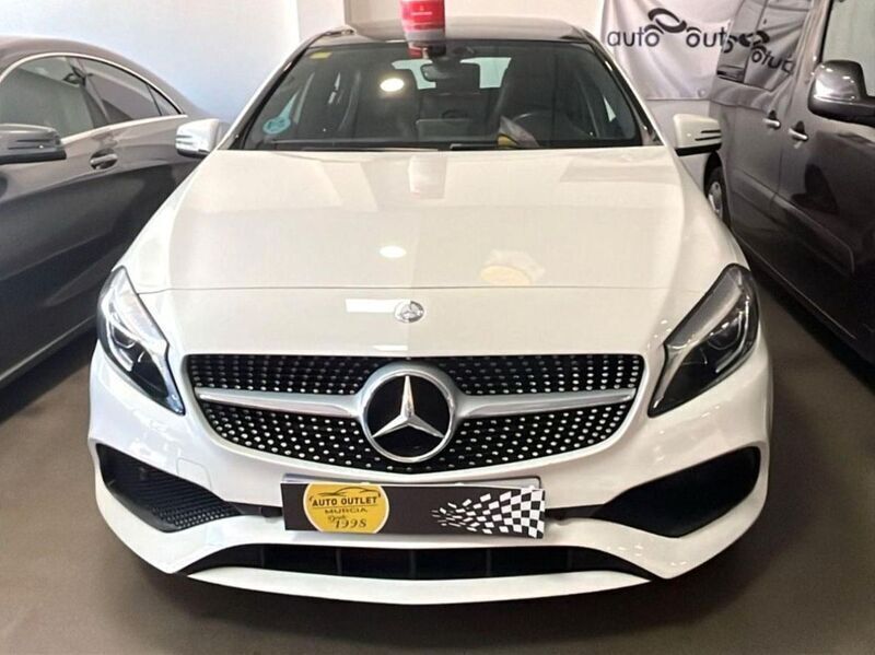 Blanco Usado 2016 Mercedes A200 AMG line Berlina | 18.900 € (Precio justo) - Imagen 1/4