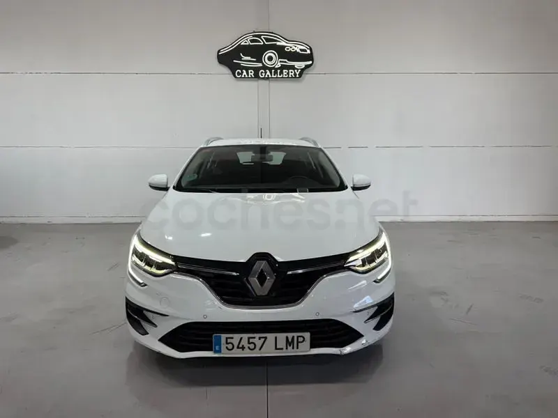 Usado Renault Mégane GrandTour Intens 115 CV (84 kW) 2022 Blanco Familiar