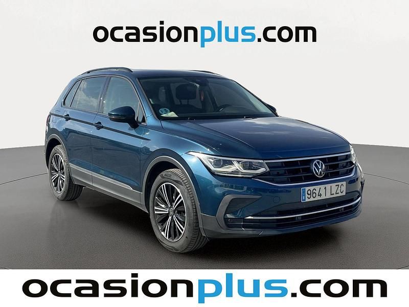 Usado VW Tiguan Life 150 CV (110 kW) 2022 Azul SUV