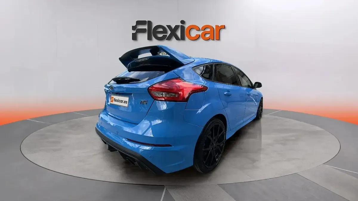 Usado Ford Focus RS 351 CV (258 kW) 2017 Azul Berlina