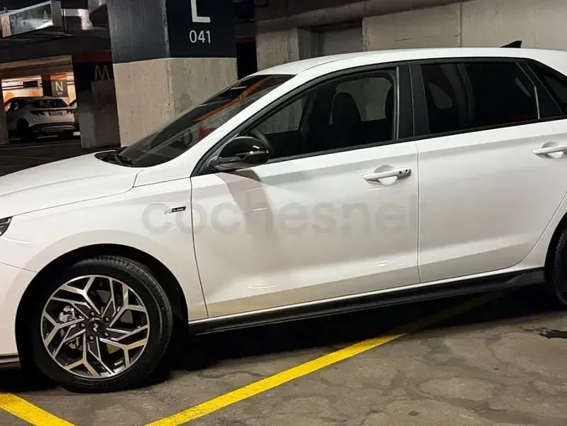 Nuevo Hyundai i30 N Line 100 CV (73 kW) 2025 Blanco Berlina