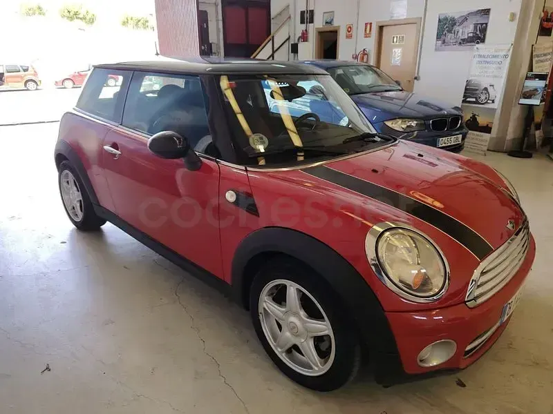 Usado Mini Cooper D Clubman 110 CV (80 kW) 2008 Rojo Familiar