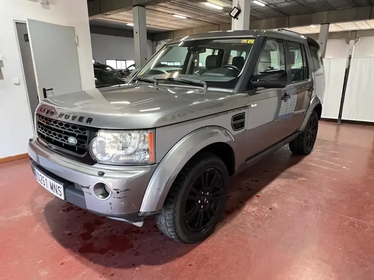 Usado Land Rover Discovery HSE 211 CV (155 kW) 2011 Marrón SUV