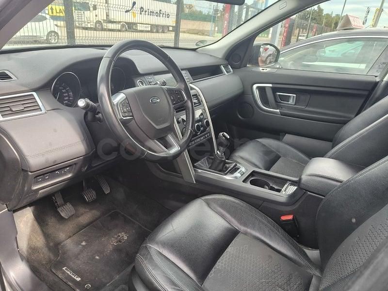 Usado Land Rover Discovery 4 HSE 240 CV (176 kW) 2016 Gris / plata SUV