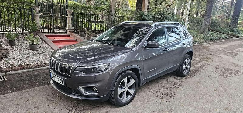 Usado Jeep Cherokee Limited 194 CV (142 kW) 2019 Gris SUV