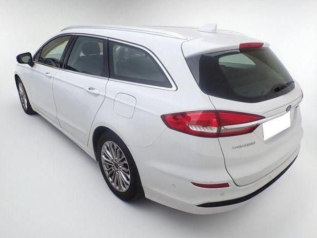 Usado Ford Mondeo Titanium 187 CV (137 kW) 2021 Blanco Familiar
