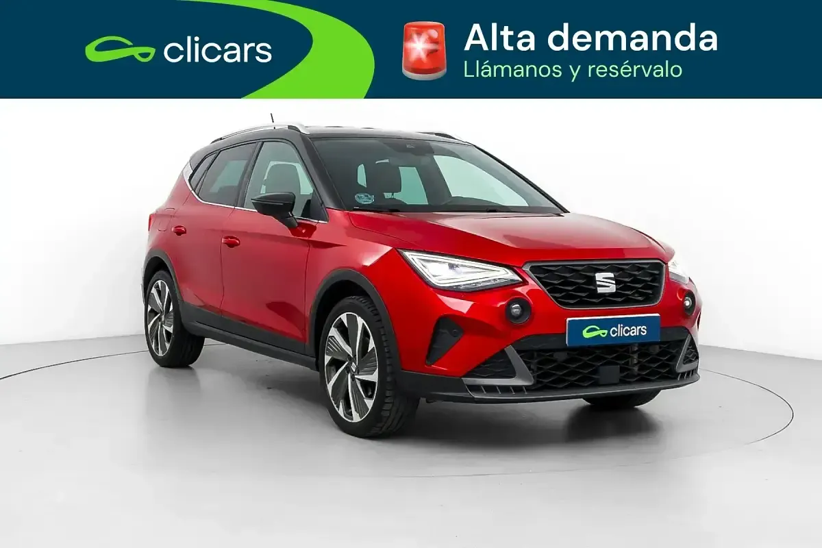 Usado Seat Arona FR 110 CV (80 kW) 2022 Rojo SUV