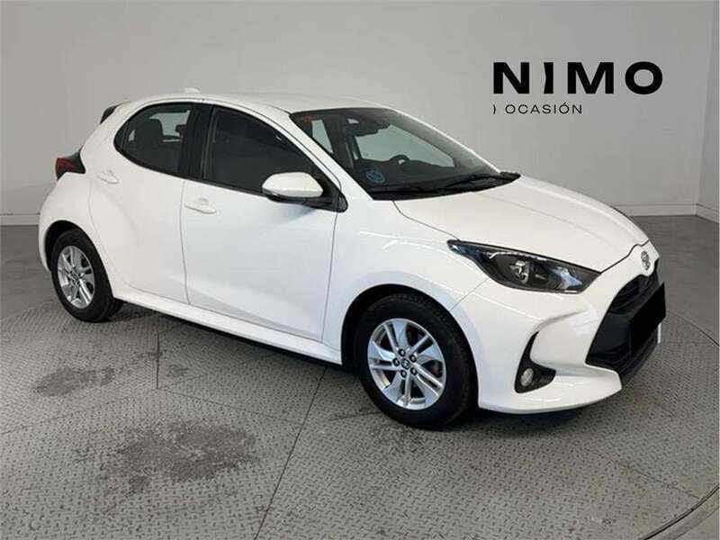 Usado 2021 Toyota Yaris Edition Utilitario | 16.990 € (Un poco caro) - Imagen 1/4