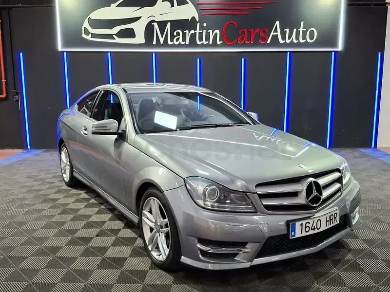 Usado Mercedes C220 AMG 170 CV (125 kW) 2013 Gris / plata Coupe