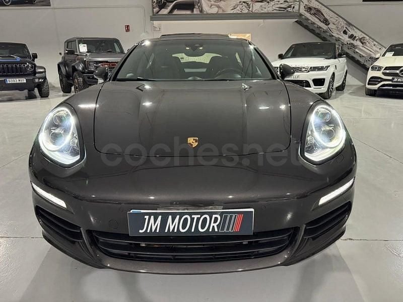 Usado Porsche Panamera Sport Turismo 462 CV (339 kW) 2017 Marrón Utilitario