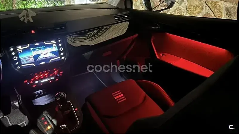 Usado Seat Ibiza FR 150 CV (110 kW) 2018 Blanco Utilitario