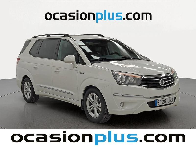 Usado Ssangyong (KGM) Rodius Limited 178 CV (130 kW) 2016 Blanco Monovolumen