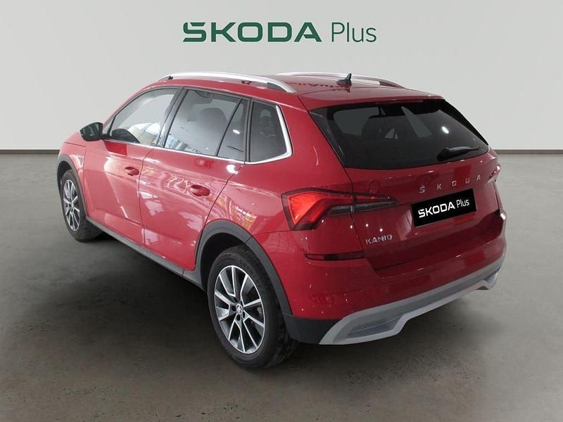 Usado Skoda Kamiq 150 CV (110 kW) 2022 Rojo SUV