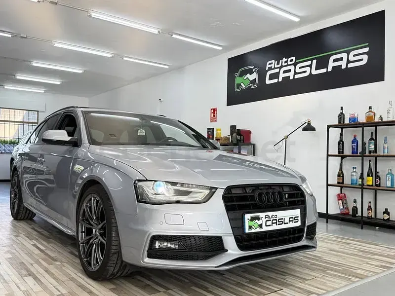 Usado Audi A4 Sport 190 CV (139 kW) 2016 Gris / plata Familiar