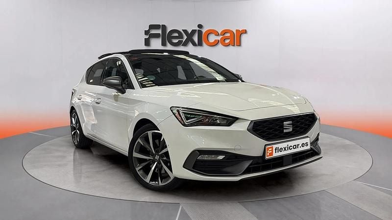 Käytetty Seat Leon FR 150 HP (110 kW) 2021 Sedan