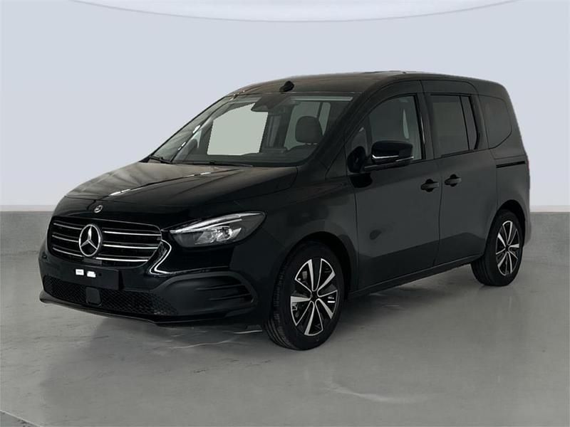 Nuevo Mercedes T180 116 CV (85 kW) 2025 Negro Monovolumen